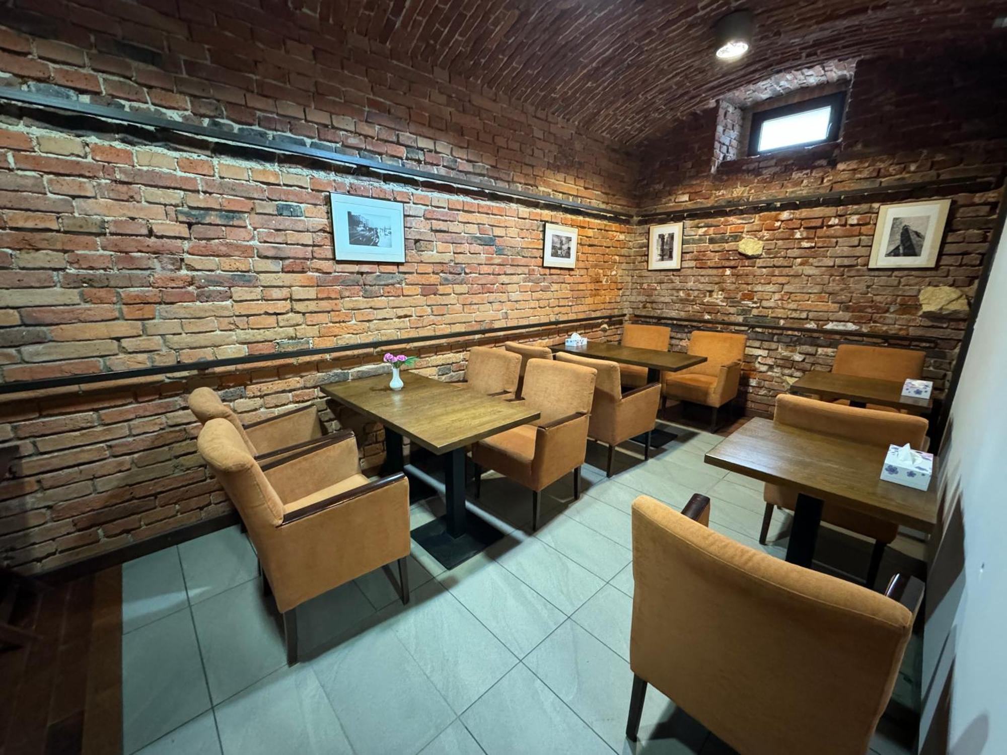 Iris Aparthotel Cracovie Extérieur photo