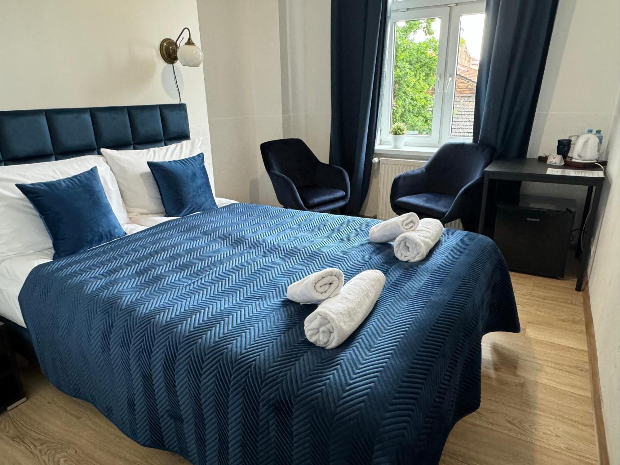 Iris Aparthotel Cracovie Extérieur photo