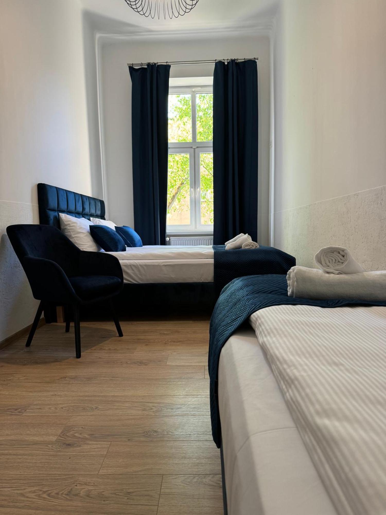 Iris Aparthotel Cracovie Extérieur photo