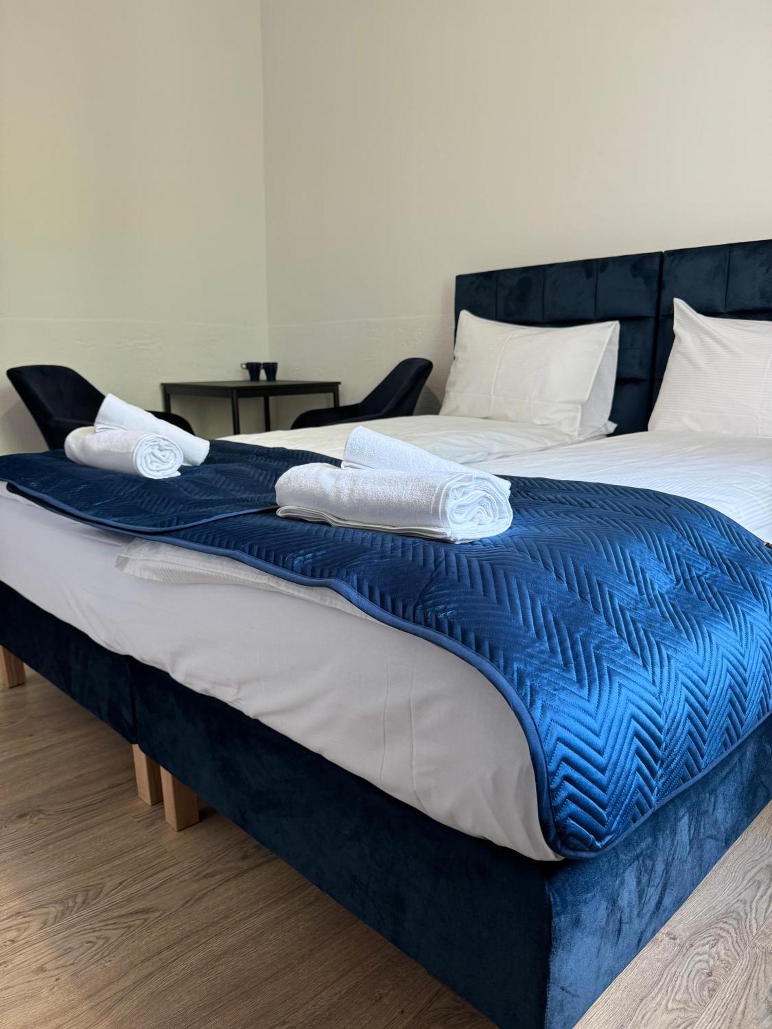 Iris Aparthotel Cracovie Extérieur photo