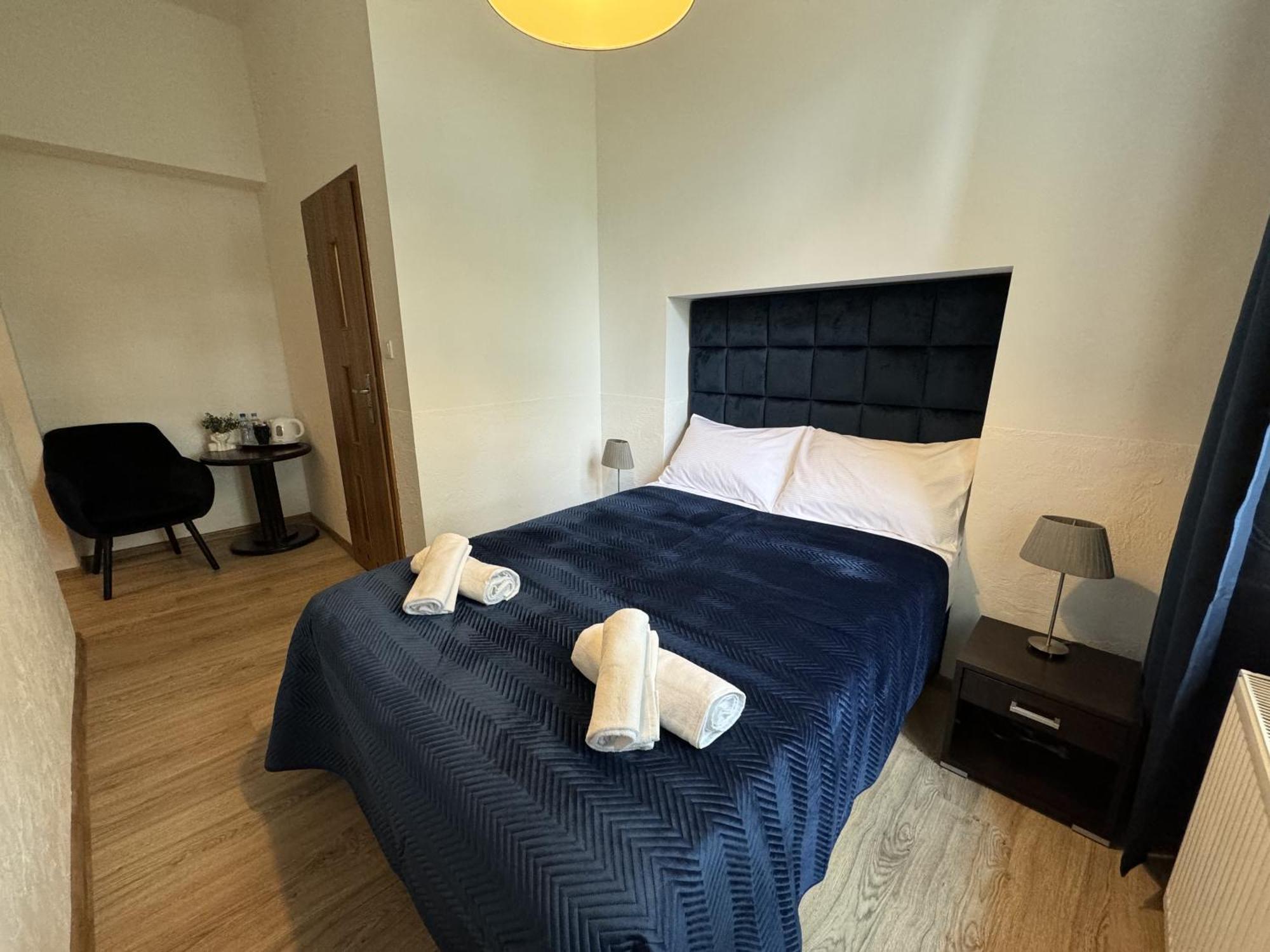Iris Aparthotel Cracovie Extérieur photo