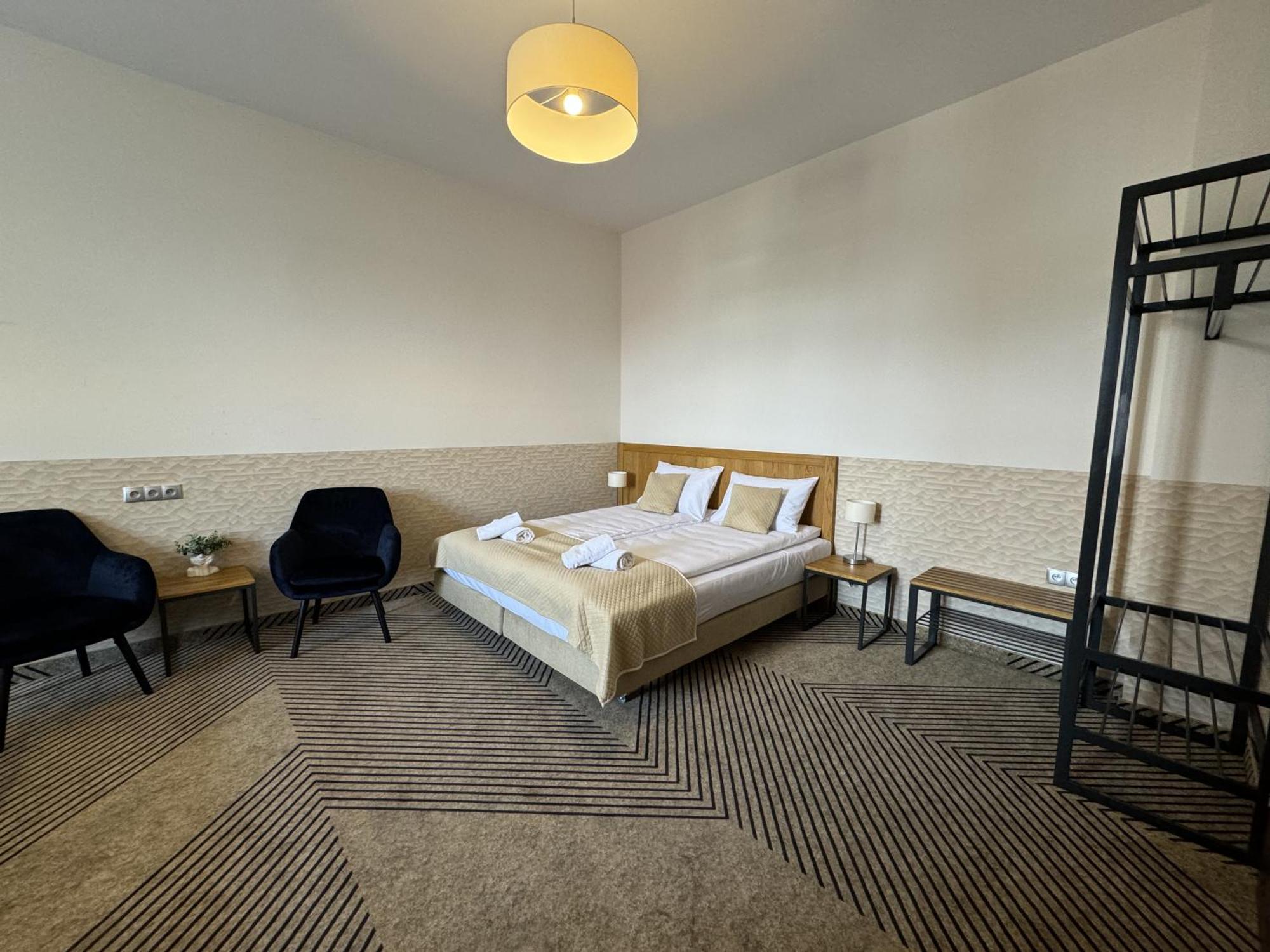 Iris Aparthotel Cracovie Extérieur photo
