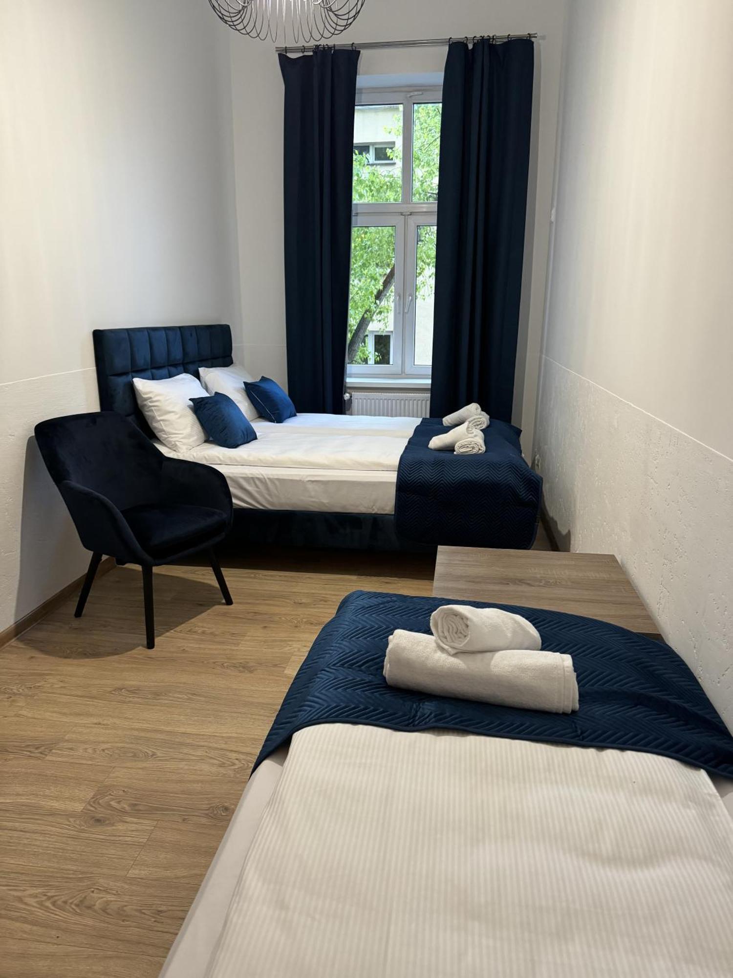 Iris Aparthotel Cracovie Extérieur photo
